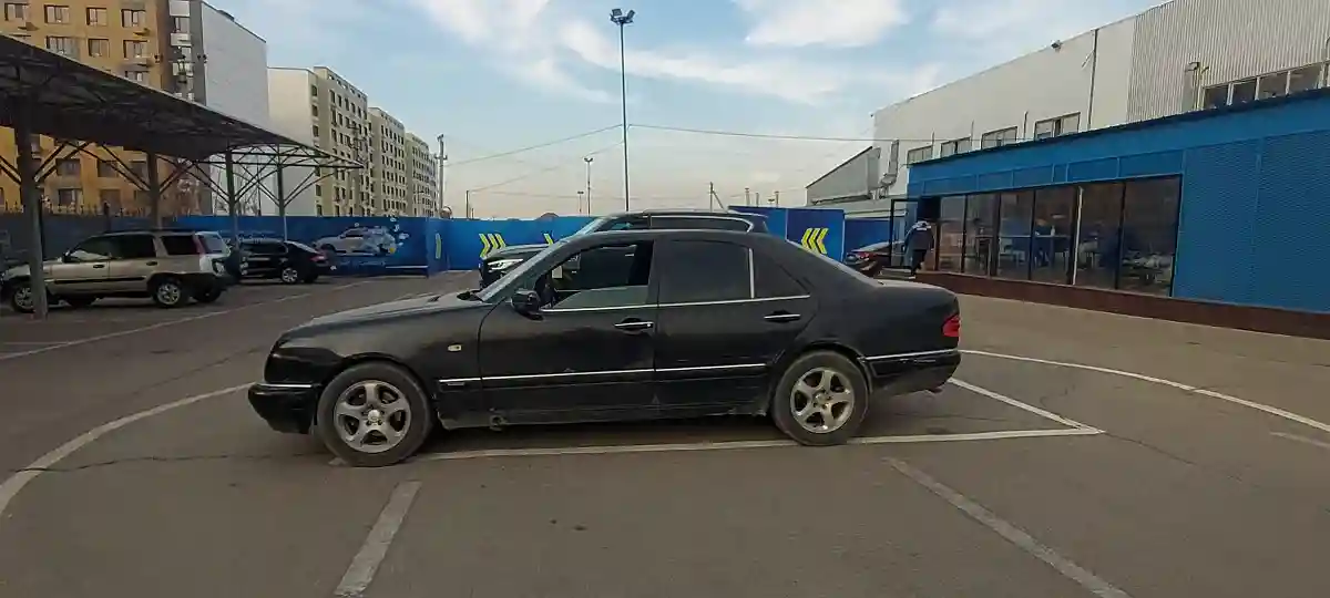 Mercedes-Benz E-Класс 1996 года за 2 300 000 тг. в Алматы