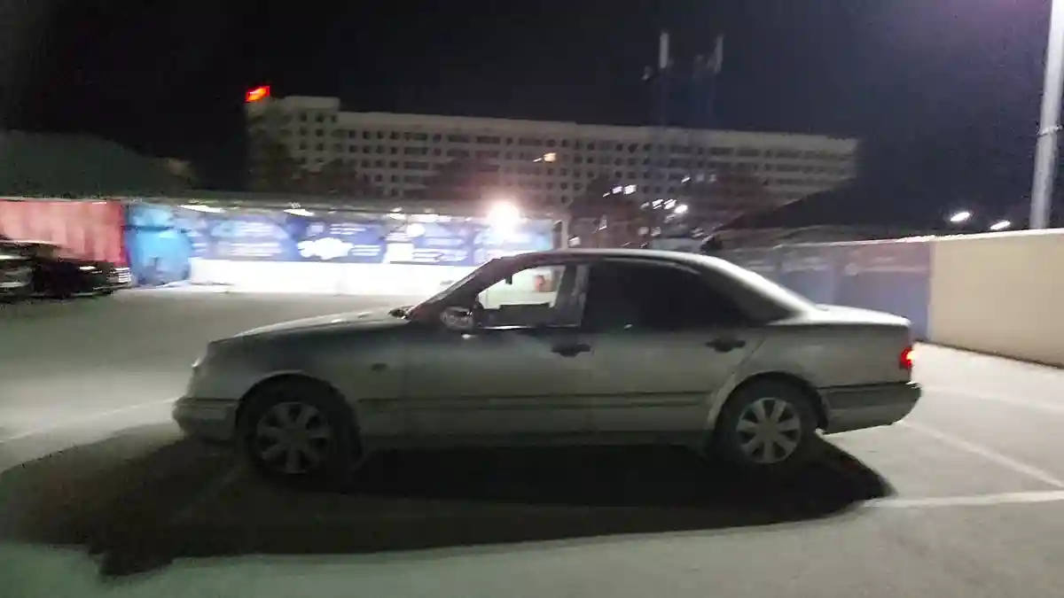 Mercedes-Benz E-Класс 1996 года за 2 000 000 тг. в Шымкент