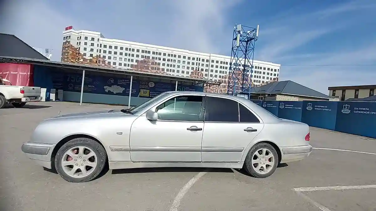 Mercedes-Benz E-Класс 1996 года за 3 000 000 тг. в Шымкент