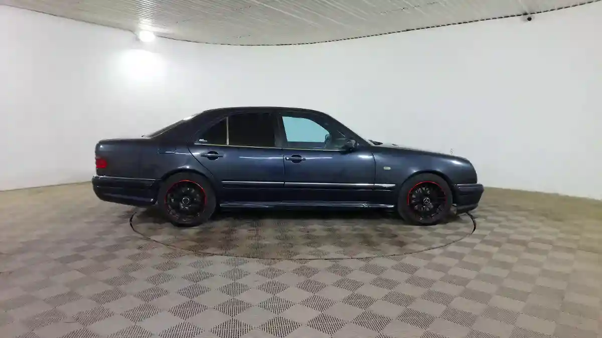 Mercedes-Benz E-Класс 1996 года за 1 990 000 тг. в Шымкент