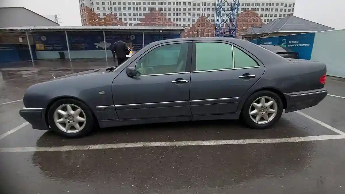 Mercedes-Benz E-Класс 1996 года за 3 400 000 тг. в Шымкент