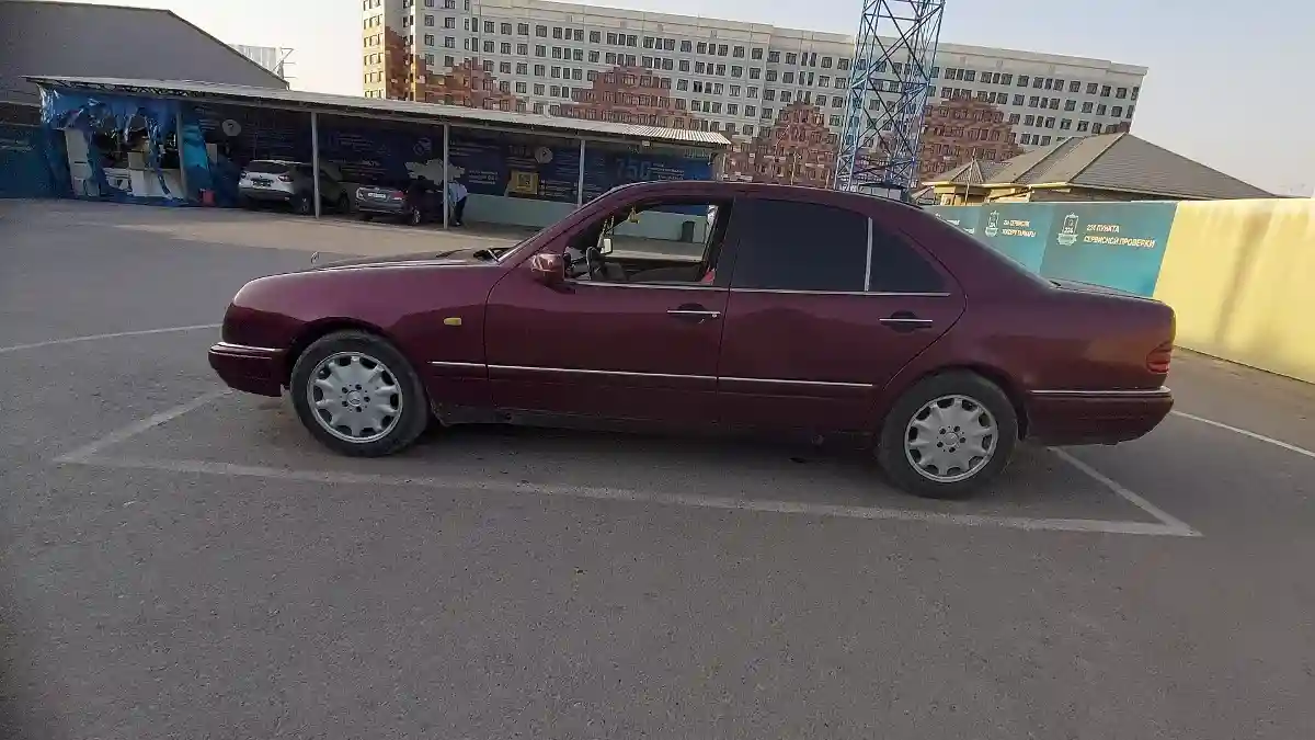 Mercedes-Benz E-Класс 1996 года за 2 000 000 тг. в Шымкент