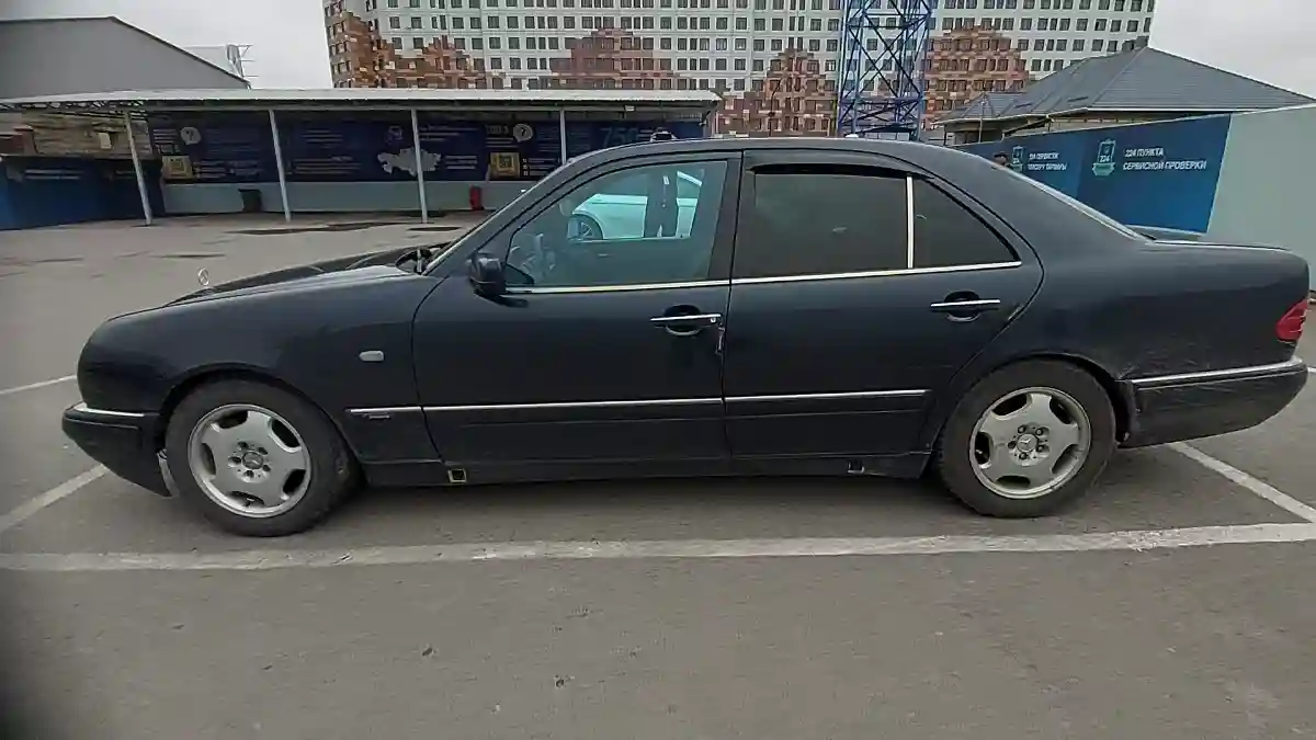 Mercedes-Benz E-Класс 1996 года за 3 000 000 тг. в Шымкент