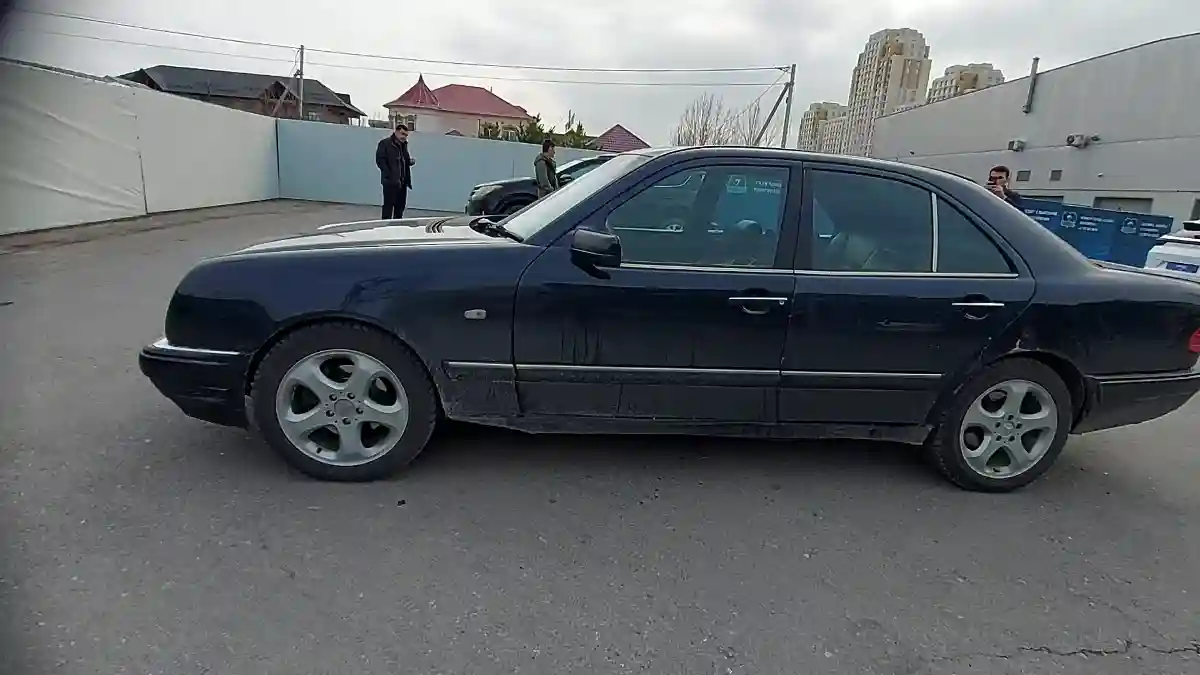 Mercedes-Benz E-Класс 1998 года за 2 700 000 тг. в Шымкент