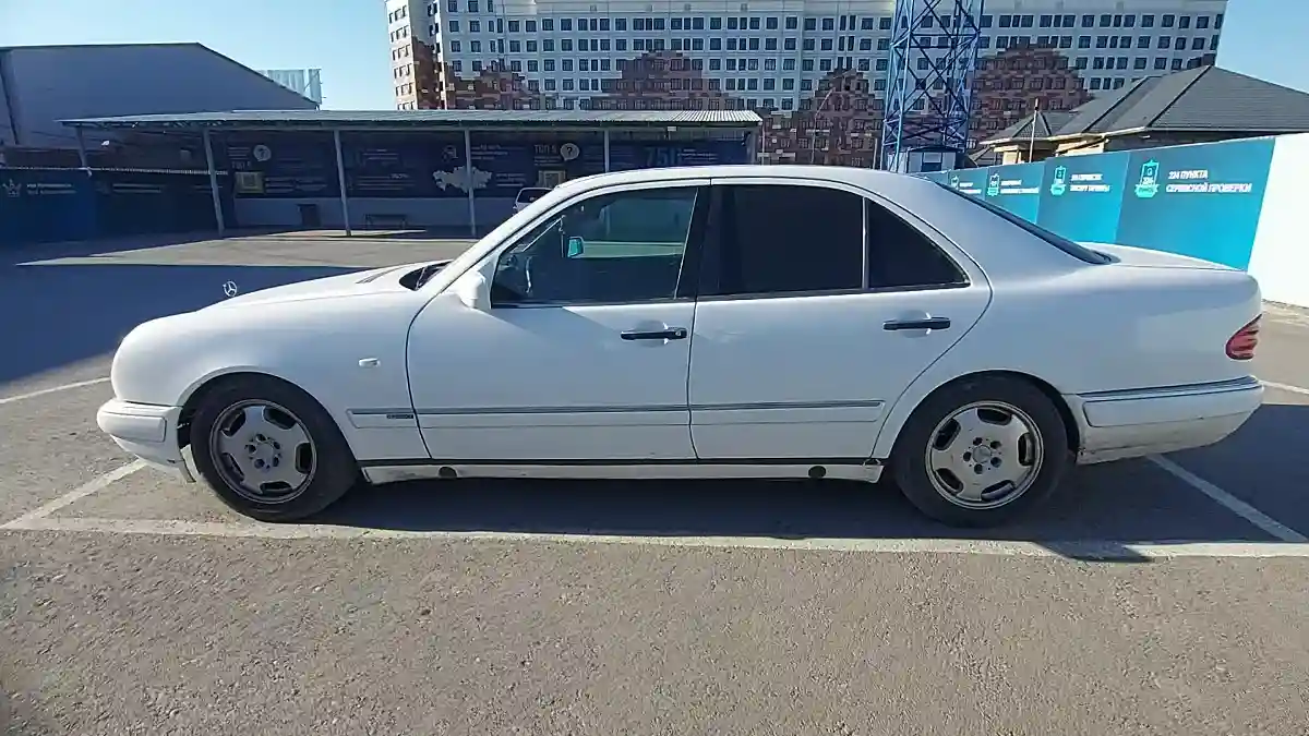 Mercedes-Benz E-Класс 1997 года за 2 800 000 тг. в Шымкент