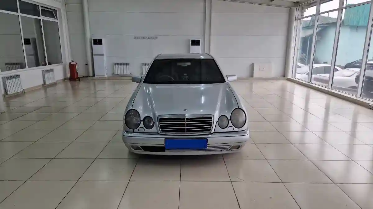 Mercedes-Benz E-Класс 1997 года за 2 200 000 тг. в Талдыкорган