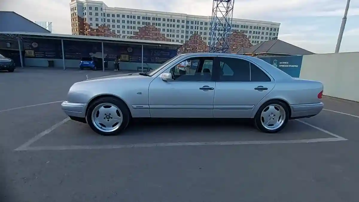 Mercedes-Benz E-Класс 1997 года за 5 000 000 тг. в Шымкент