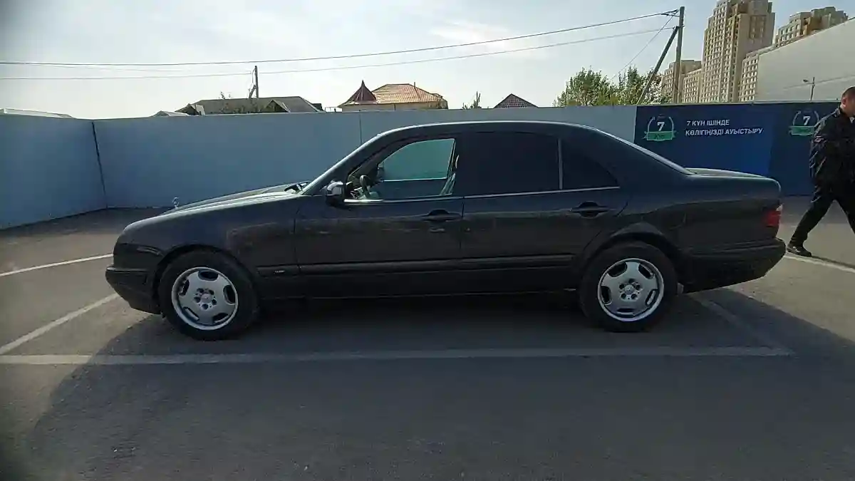 Mercedes-Benz E-Класс 1999 года за 4 000 000 тг. в Шымкент