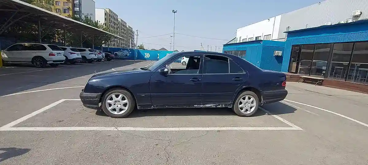 Mercedes-Benz E-Класс 2000 года за 800 000 тг. в Алматы