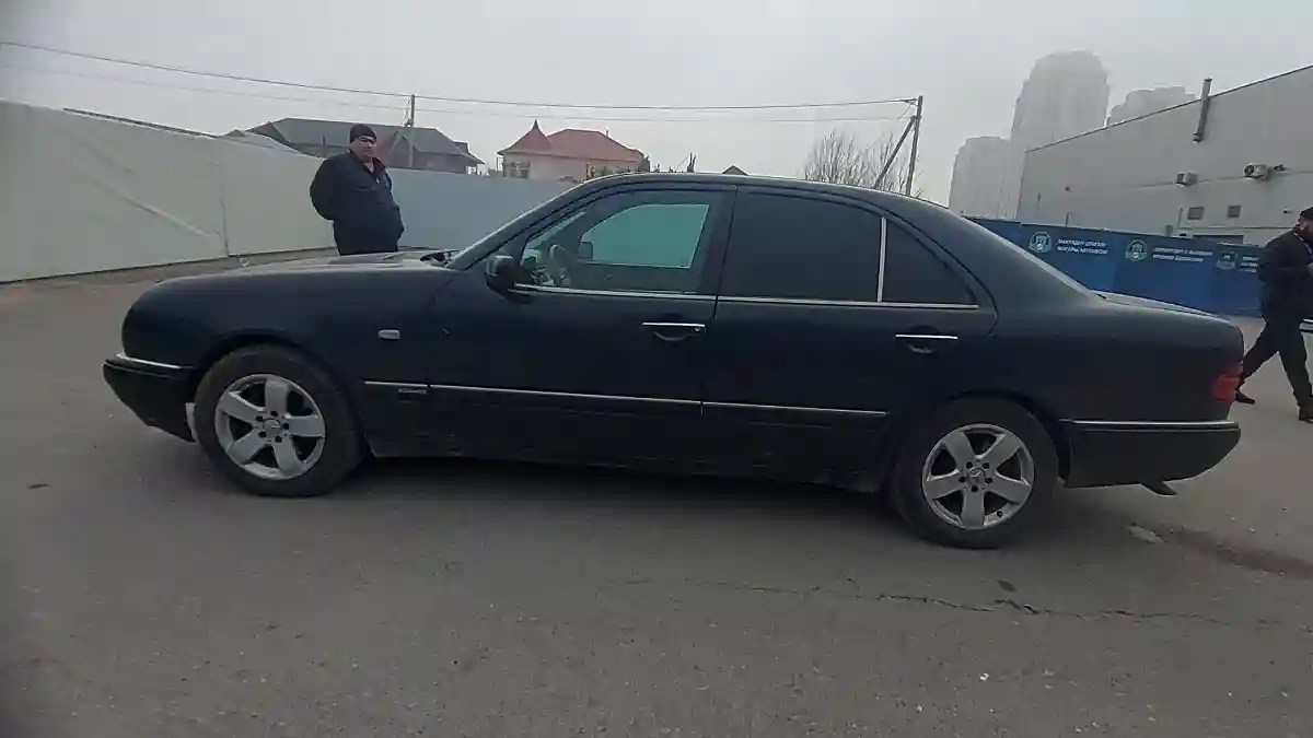 Mercedes-Benz E-Класс 1997 года за 3 000 000 тг. в Шымкент