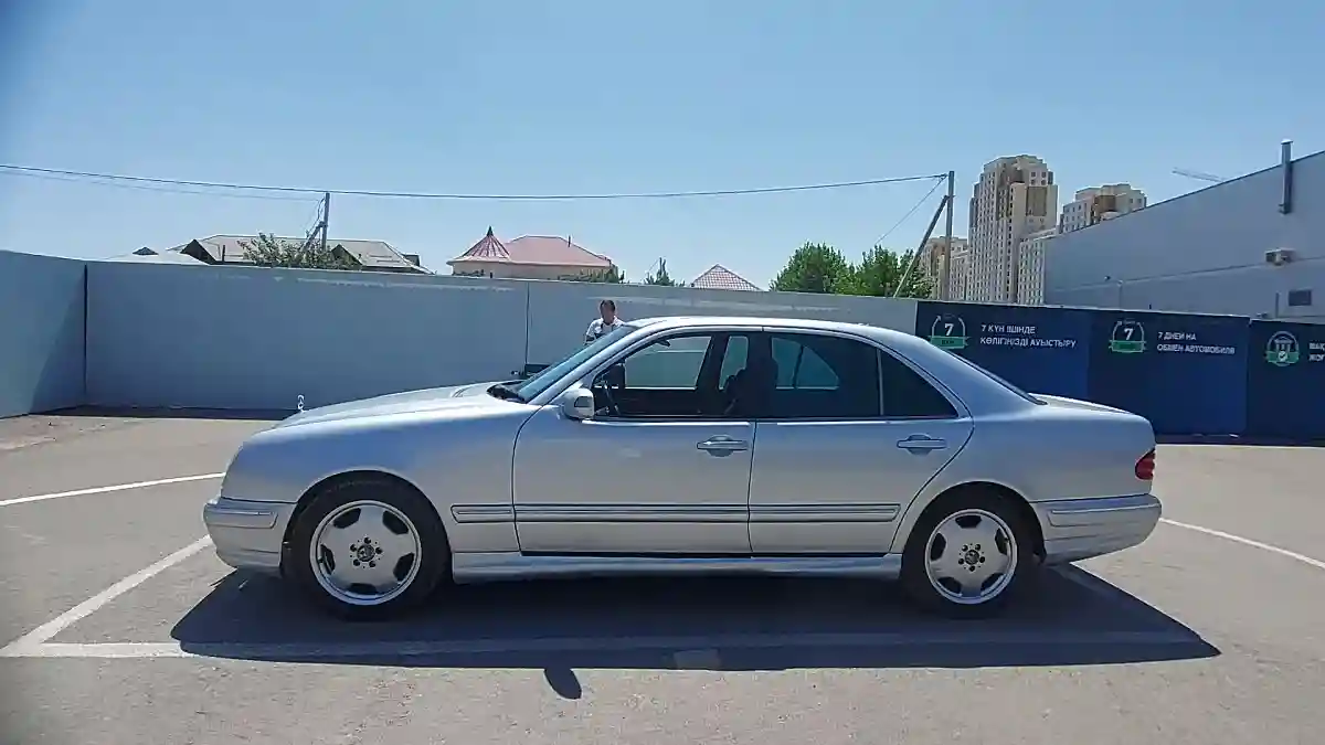 Mercedes-Benz E-Класс 1999 года за 5 500 000 тг. в Шымкент