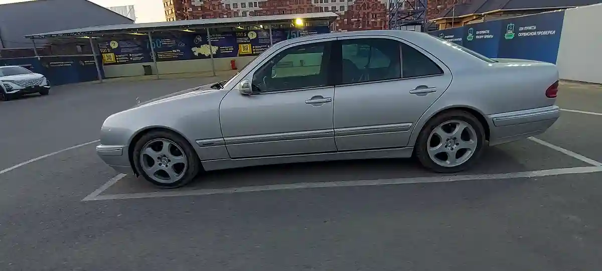 Mercedes-Benz E-Класс 2001 года за 6 700 000 тг. в Шымкент