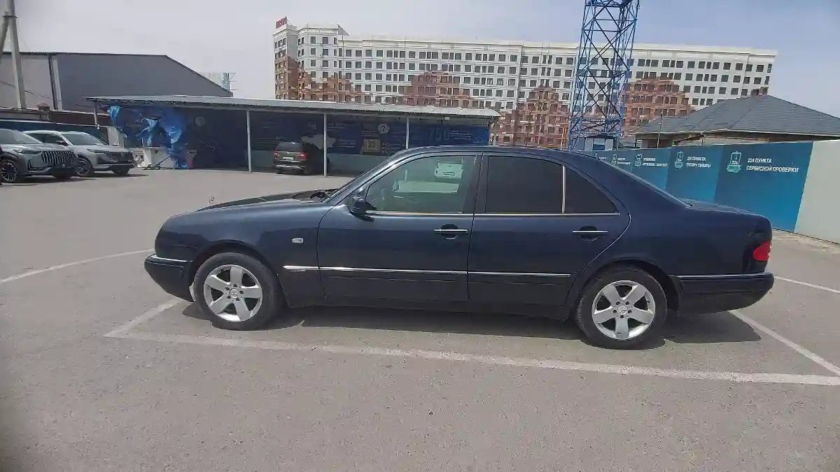 Mercedes-Benz E-Класс 1997 года за 3 000 000 тг. в Шымкент
