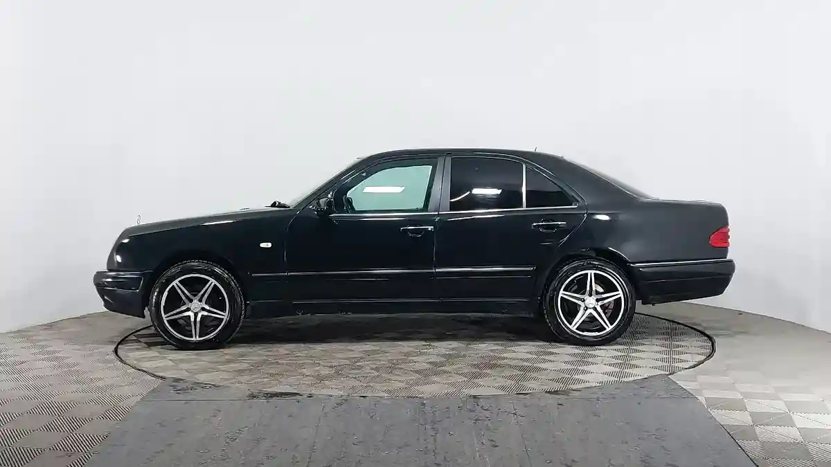 Mercedes-Benz E-Класс 1997 года за 2 390 000 тг. в Астана