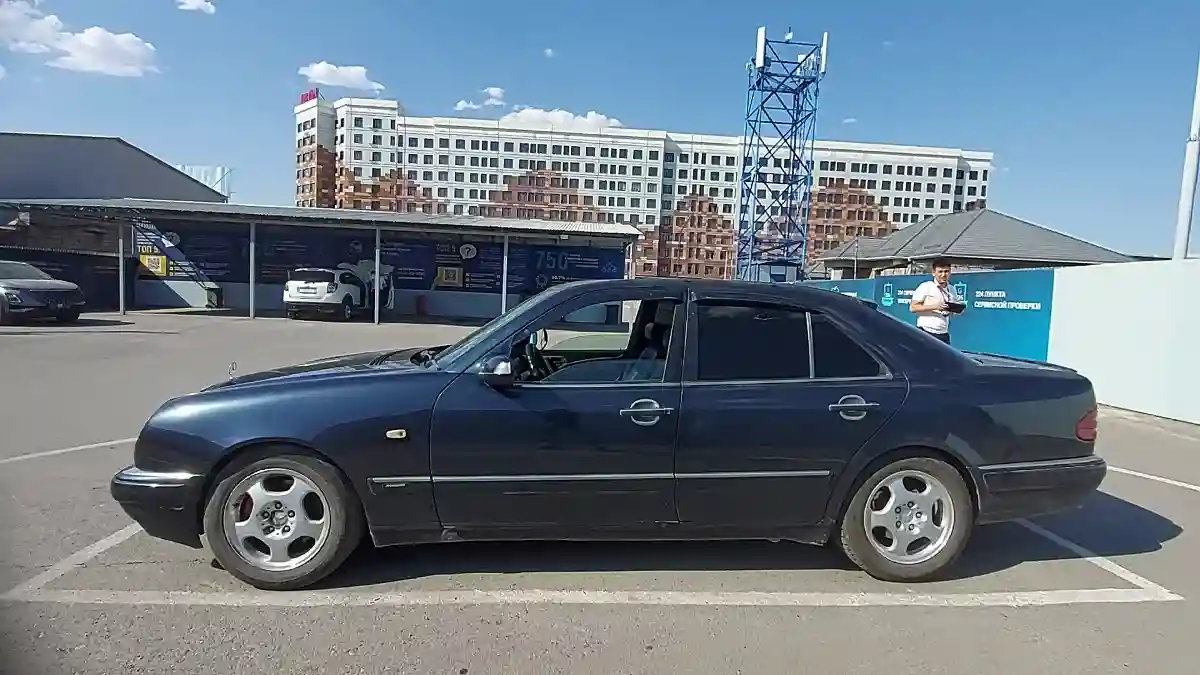 Mercedes-Benz E-Класс 1998 года за 2 800 000 тг. в Шымкент