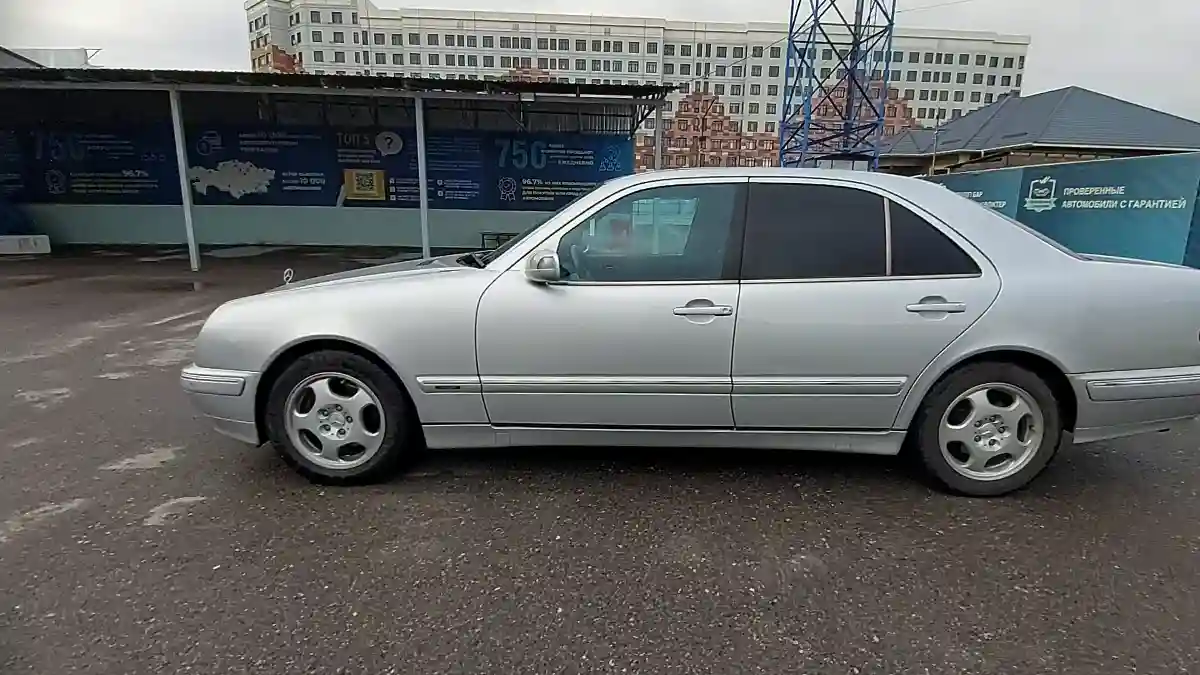Mercedes-Benz E-Класс 2000 года за 4 300 000 тг. в Шымкент