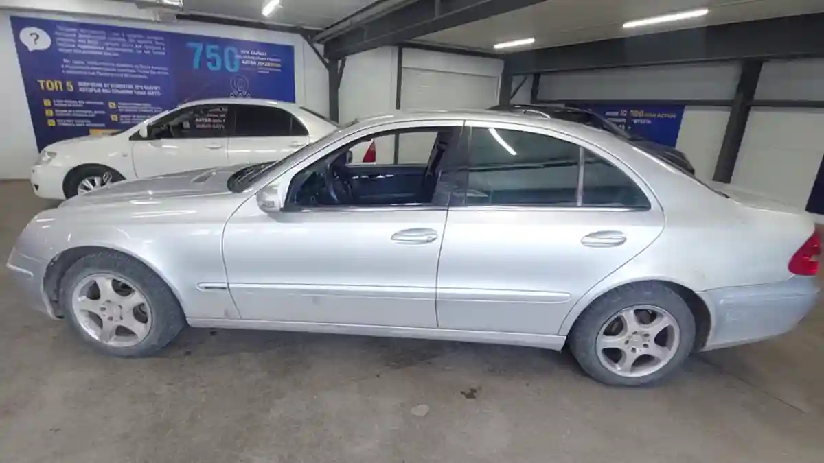Mercedes-Benz E-Класс 2003 года за 4 500 000 тг. в Астана