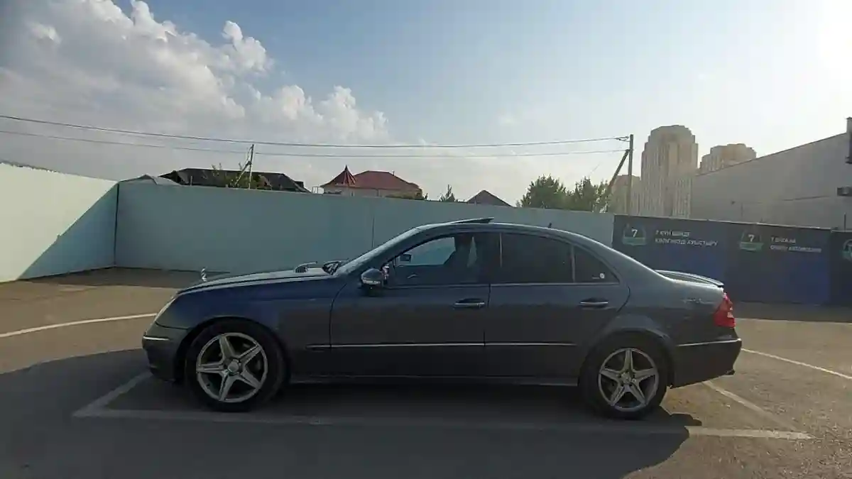 Mercedes-Benz E-Класс 2006 года за 5 000 000 тг. в Шымкент