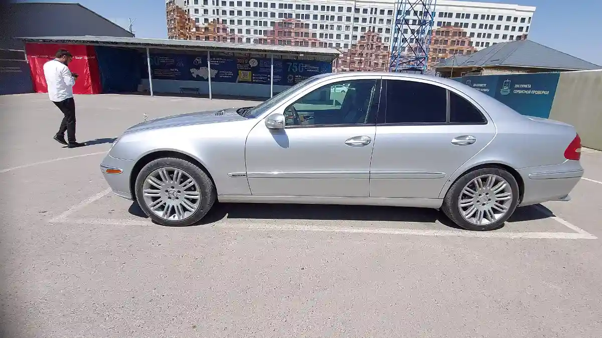 Mercedes-Benz E-Класс 2002 года за 5 300 000 тг. в Шымкент