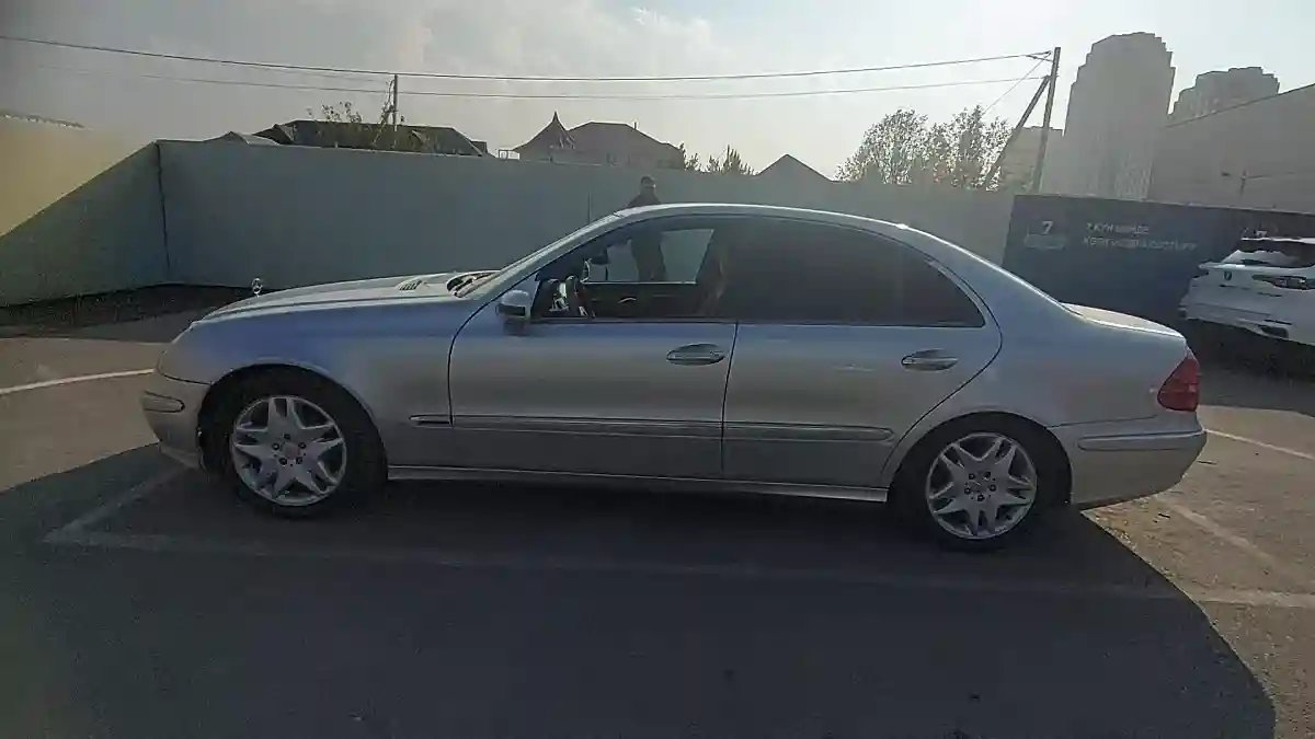 Mercedes-Benz E-Класс 2005 года за 6 000 000 тг. в Шымкент