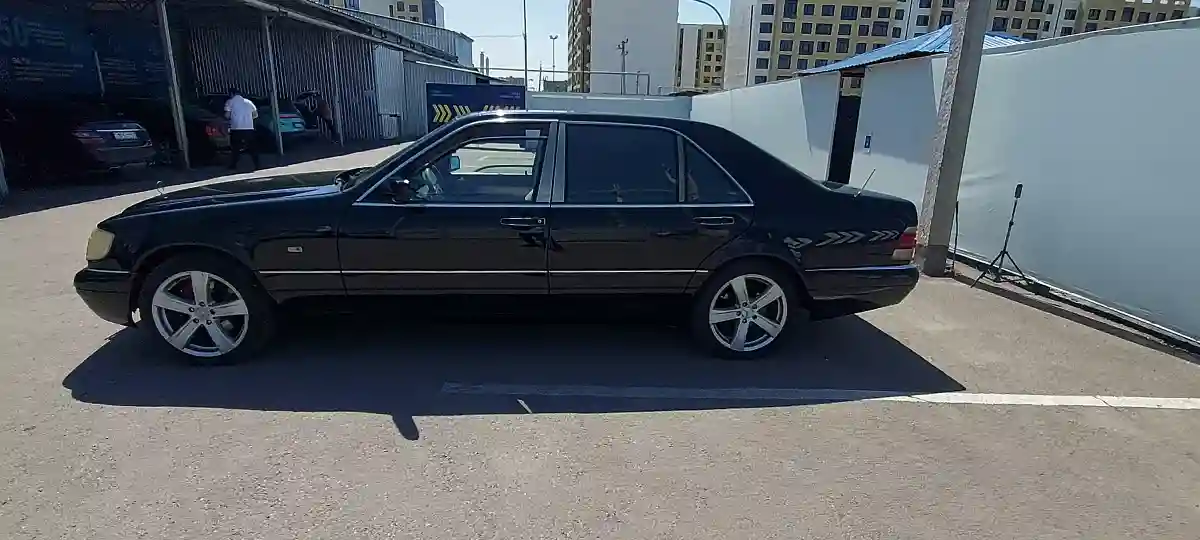 Mercedes-Benz S-Класс 1996 года за 4 500 000 тг. в Алматы