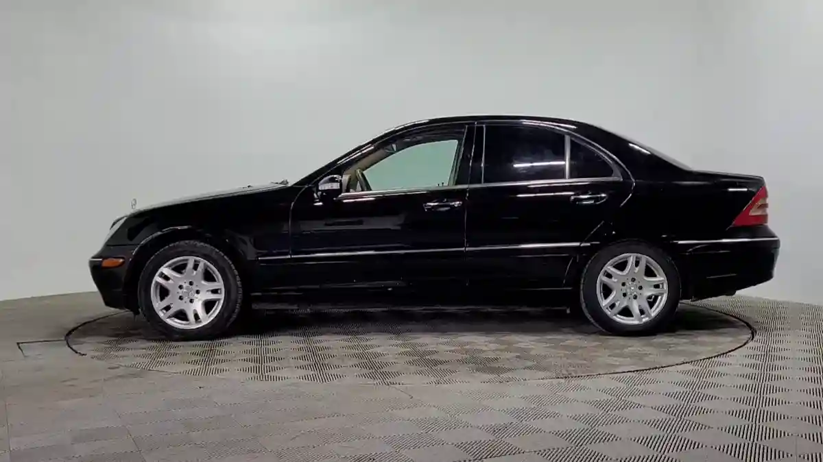 Mercedes-Benz C-Класс 2004 года за 3 190 000 тг. в Алматы