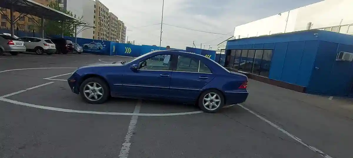 Mercedes-Benz C-Класс 2001 года за 3 500 000 тг. в Алматы