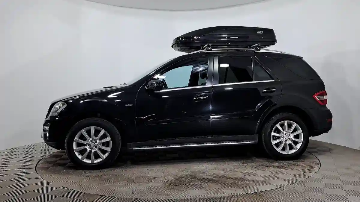 Mercedes-Benz M-Класс 2011 года за 9 990 000 тг. в Астана