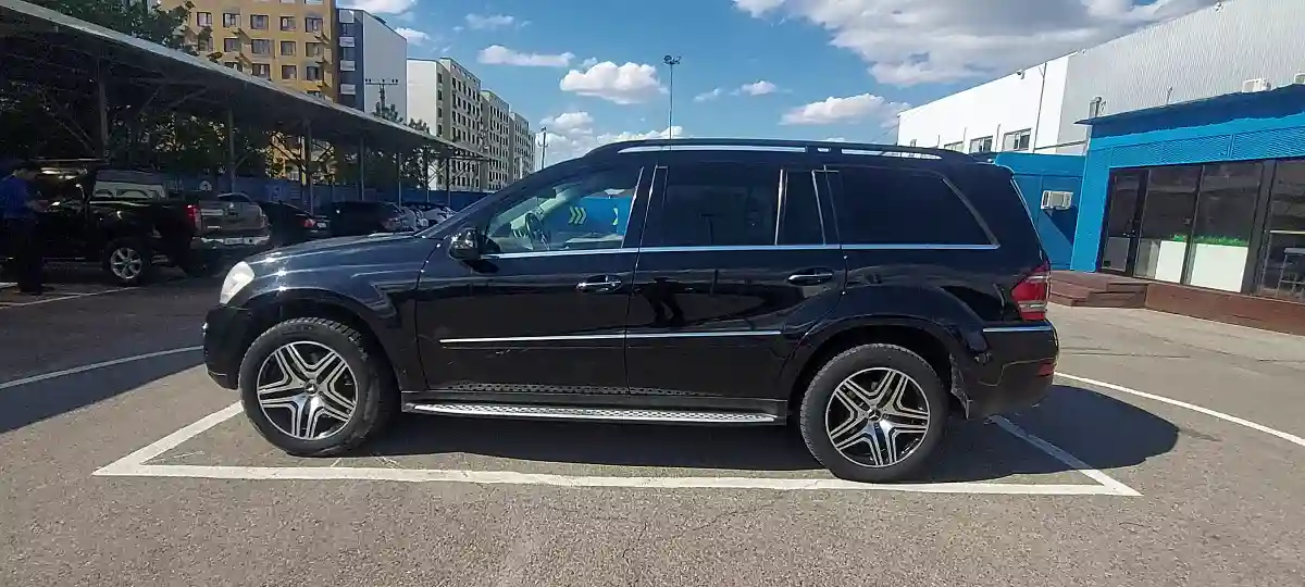 Mercedes-Benz GL-Класс 2006 года за 8 000 000 тг. в Алматы