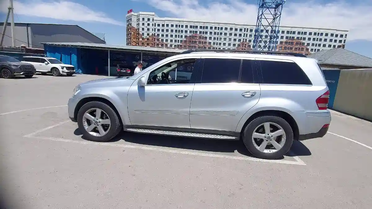 Mercedes-Benz GL-Класс 2008 года за 9 000 000 тг. в Шымкент