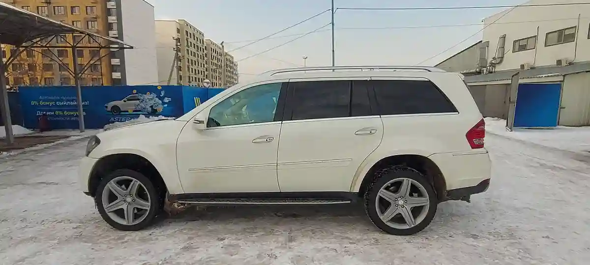 Mercedes-Benz GL-Класс 2011 года за 10 500 000 тг. в Алматы