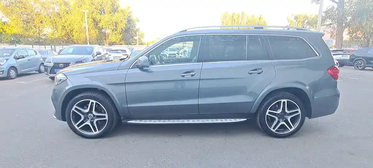 Mercedes-Benz GLS 2017 года за 23 590 000 тг. в Алматы