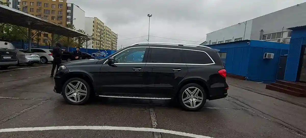 Mercedes-Benz GL-Класс 2014 года за 19 000 000 тг. в Алматы