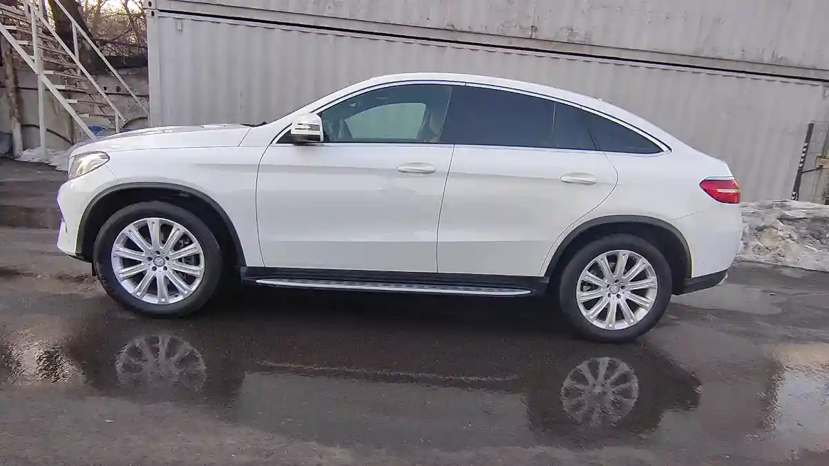 Mercedes-Benz GLE 2015 года за 20 990 000 тг. в Алматы