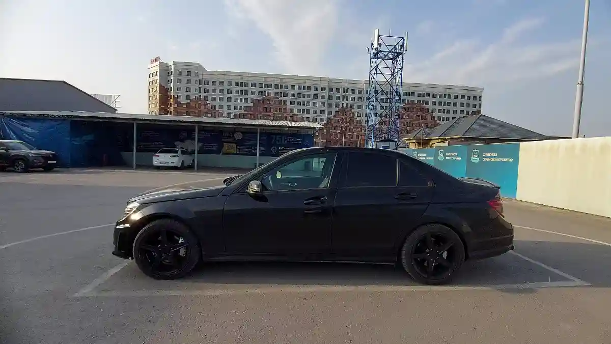 Mercedes-Benz C-Класс 2009 года за 5 500 000 тг. в Шымкент