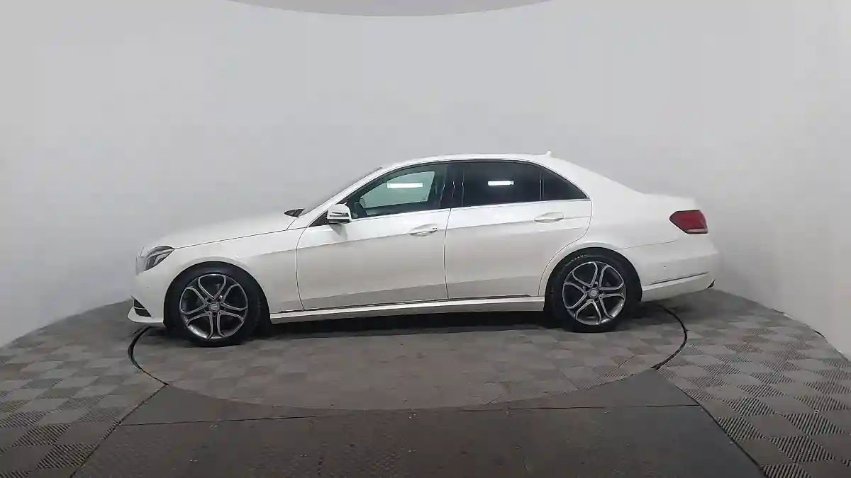 Mercedes-Benz E-Класс 2013 года за 9 650 000 тг. в Астана