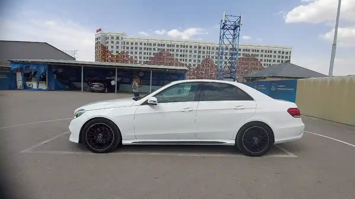 Mercedes-Benz E-Класс 2014 года за 15 000 000 тг. в Шымкент