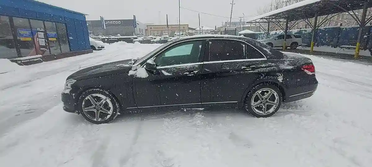 Mercedes-Benz E-Класс 2014 года за 10 600 000 тг. в Алматы