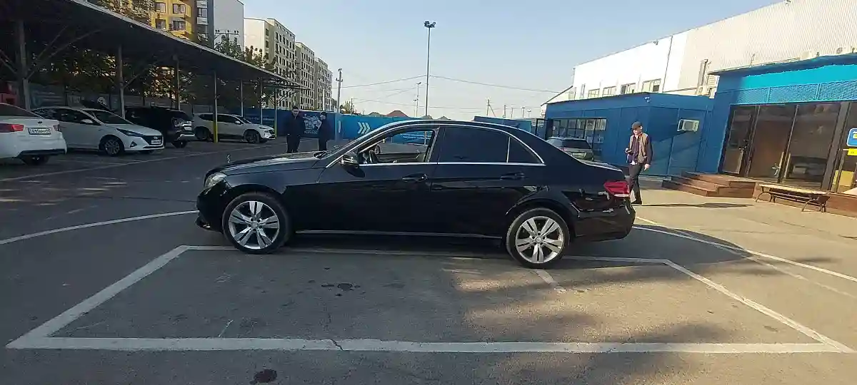 Mercedes-Benz E-Класс 2014 года за 11 000 000 тг. в Алматы