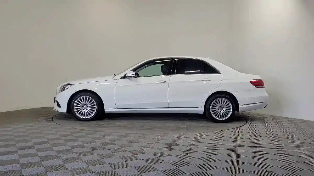 Mercedes-Benz E-Класс 2015 года за 9 450 000 тг. в Алматы
