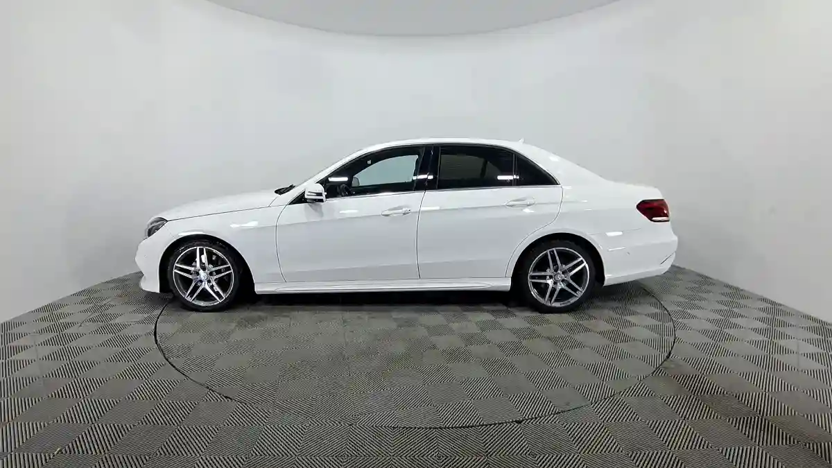 Mercedes-Benz E-Класс 2015 года за 10 990 000 тг. в Астана
