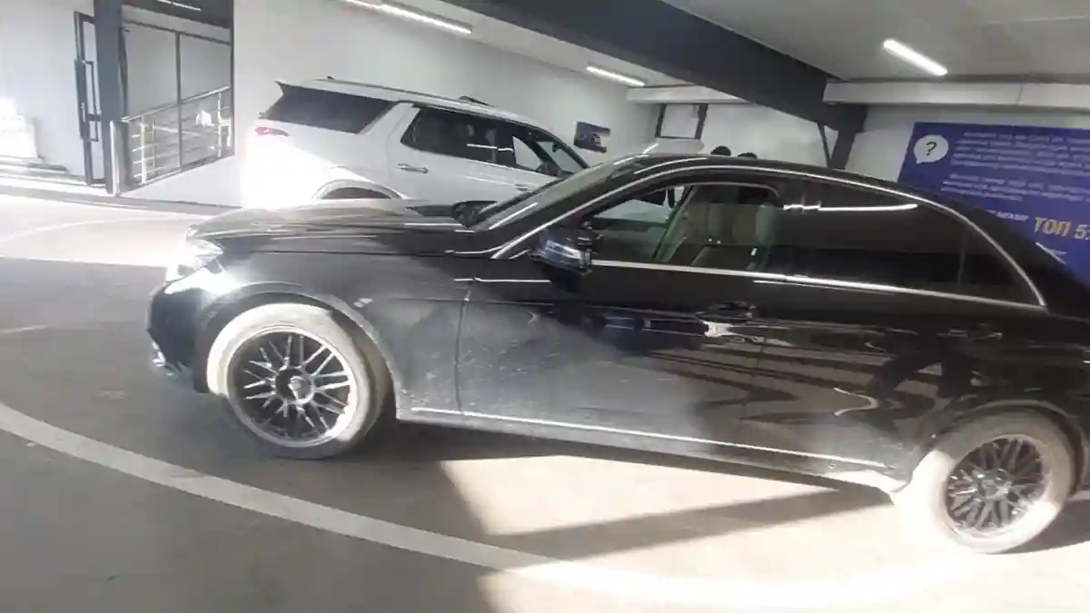 Mercedes-Benz E-Класс 2013 года за 10 000 000 тг. в Астана