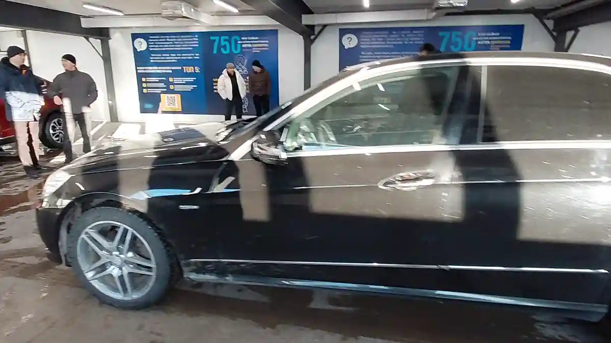 Mercedes-Benz E-Класс 2010 года за 7 500 000 тг. в Астана