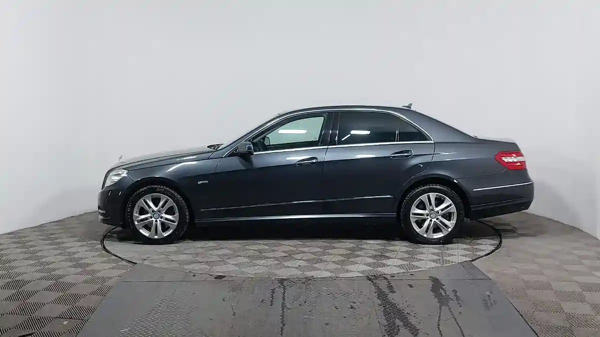 Mercedes-Benz E-Класс 2011 года за 7 190 000 тг. в Астана