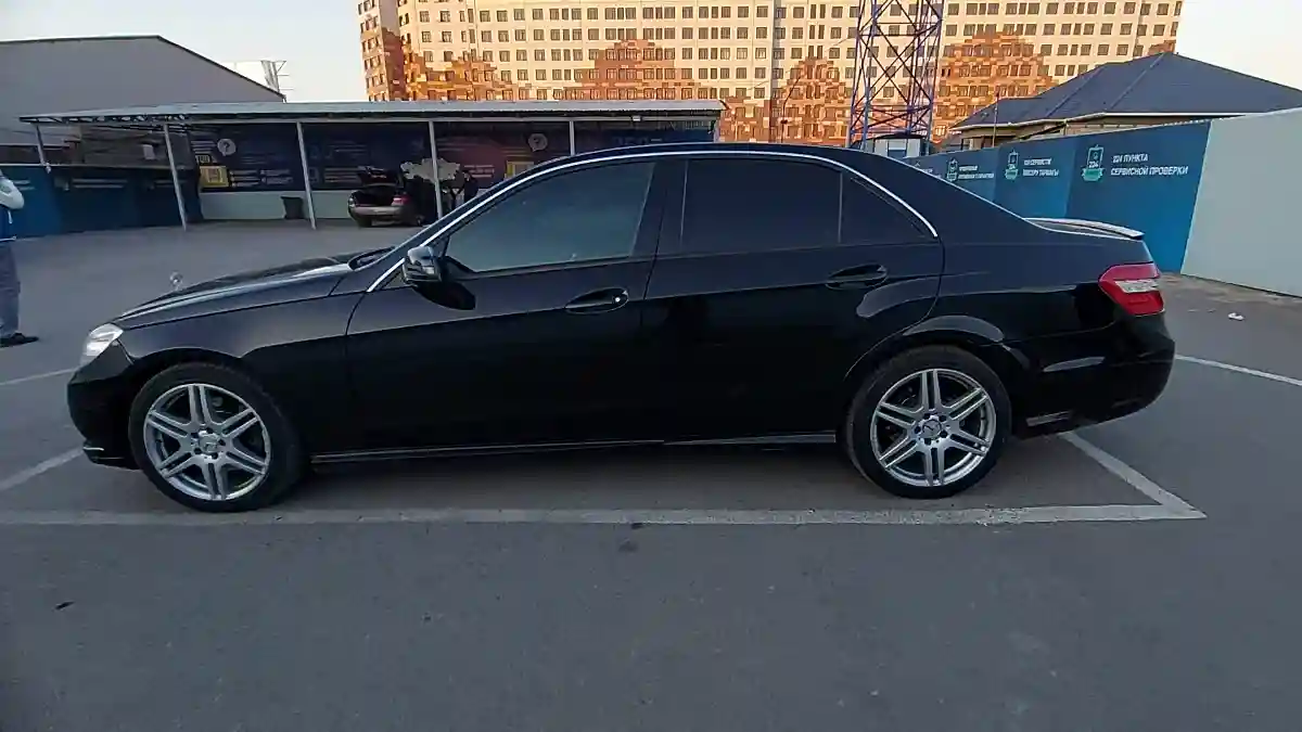 Mercedes-Benz E-Класс 2010 года за 7 000 000 тг. в Шымкент