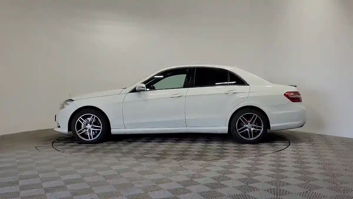 Mercedes-Benz E-Класс 2011 года за 7 700 000 тг. в Алматы