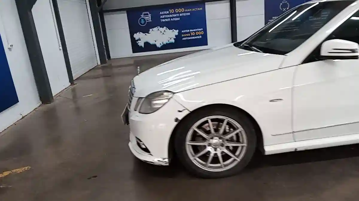 Mercedes-Benz E-Класс 2011 года за 6 050 000 тг. в Астана