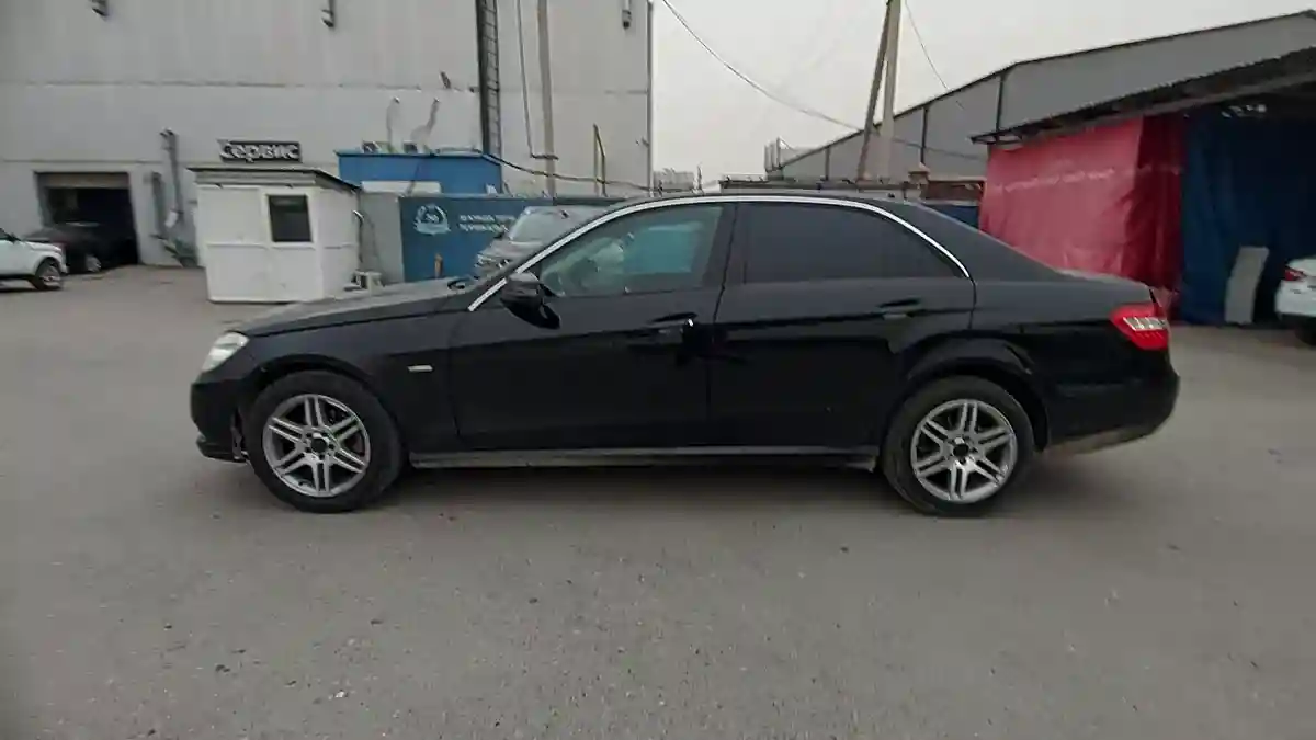 Mercedes-Benz E-Класс 2011 года за 7 000 000 тг. в Шымкент