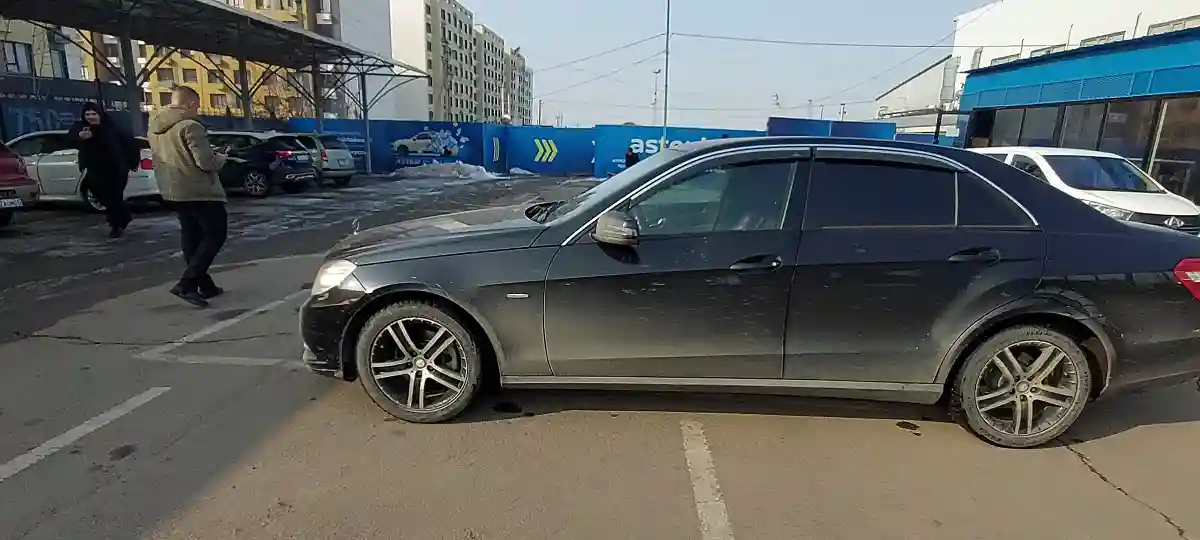 Mercedes-Benz E-Класс 2011 года за 5 500 000 тг. в Алматы