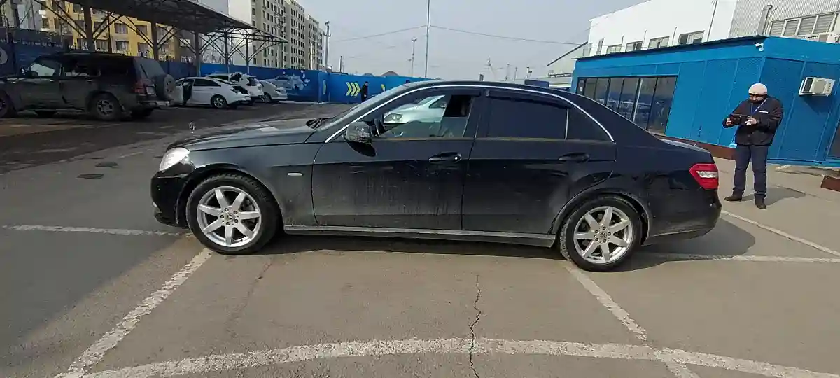 Mercedes-Benz E-Класс 2011 года за 7 000 000 тг. в Алматы